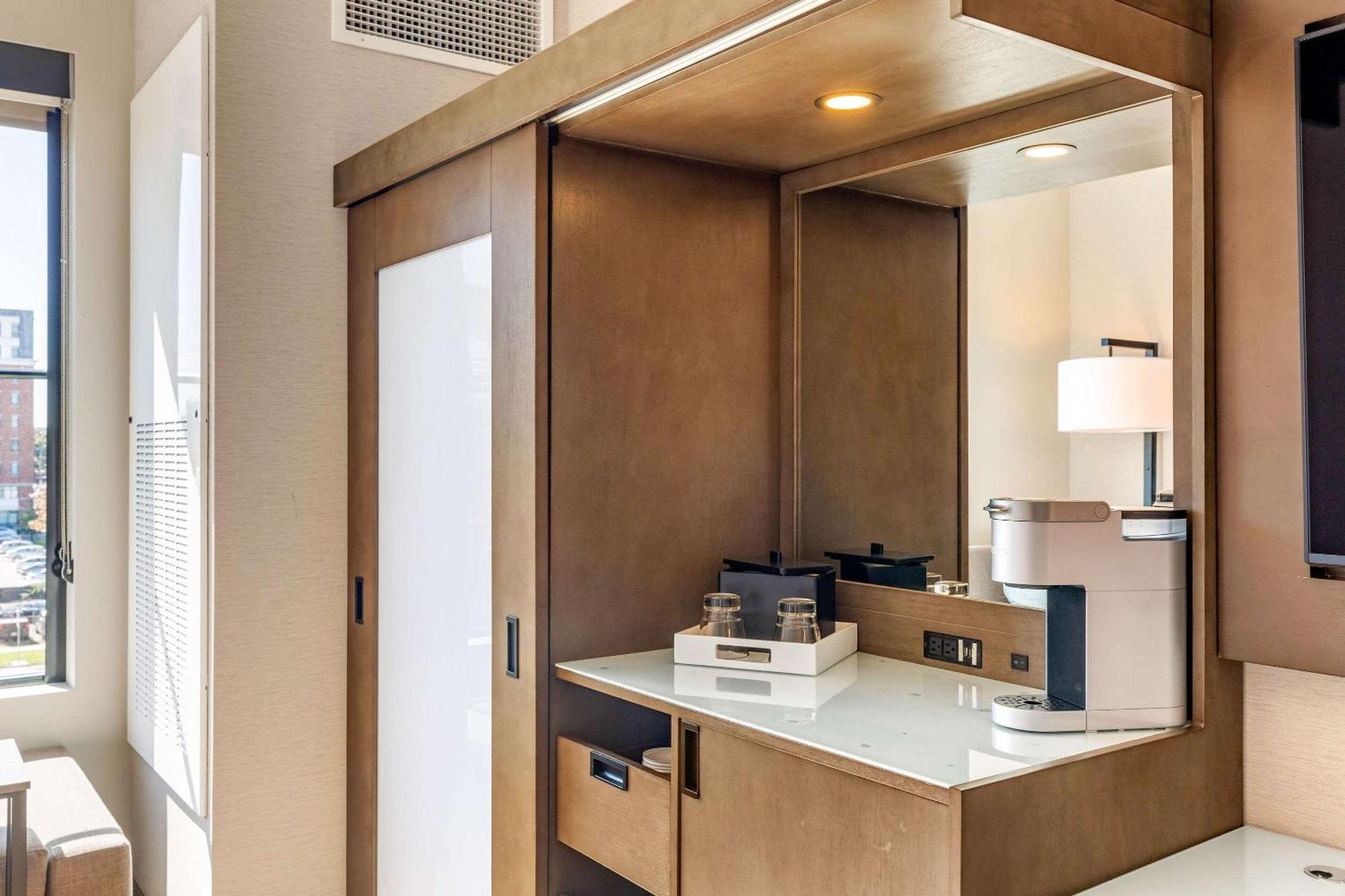 Cambria Hotel New Haven University Area ภายนอก รูปภาพ
